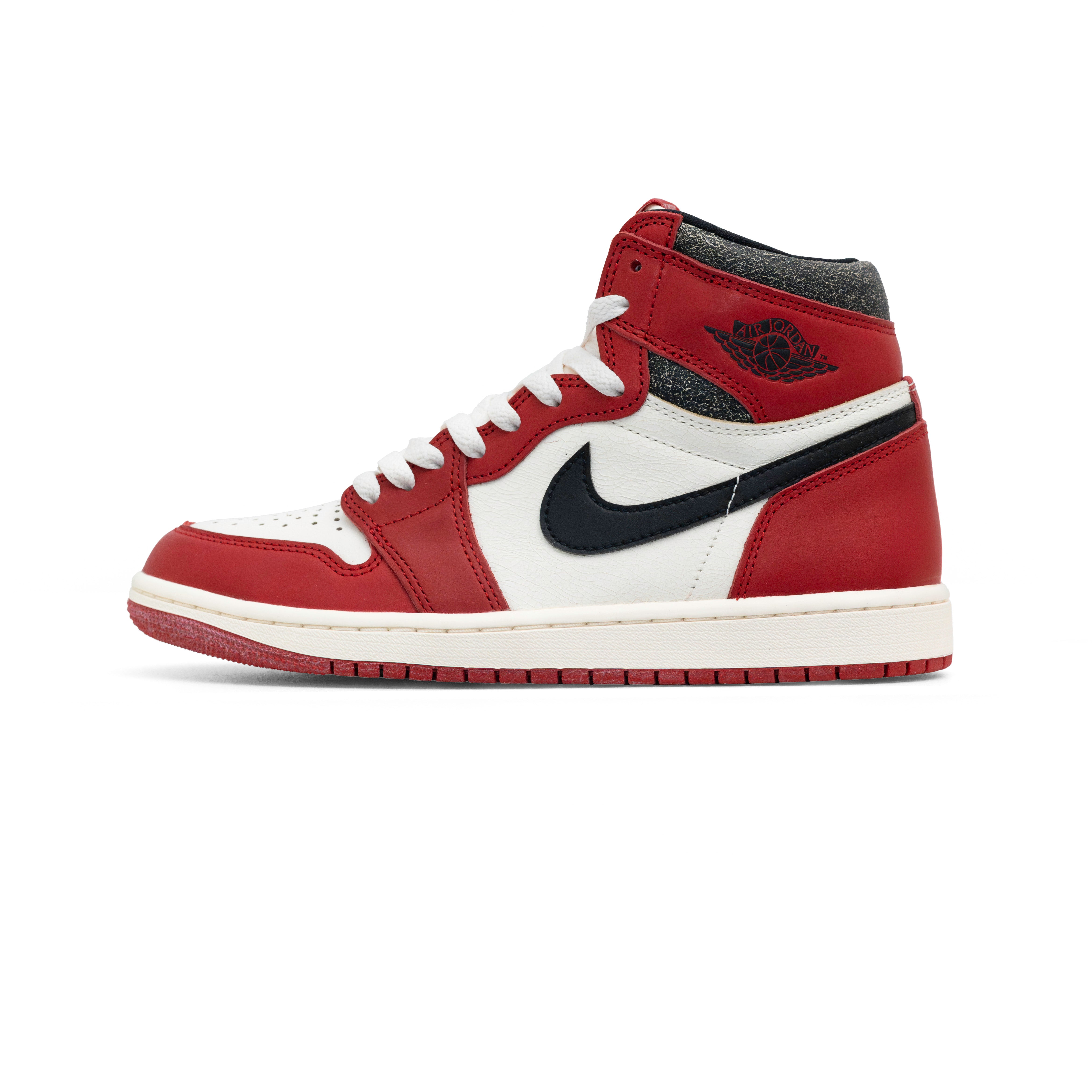 Air Jordan 1 High OG Chicago Lost and Found