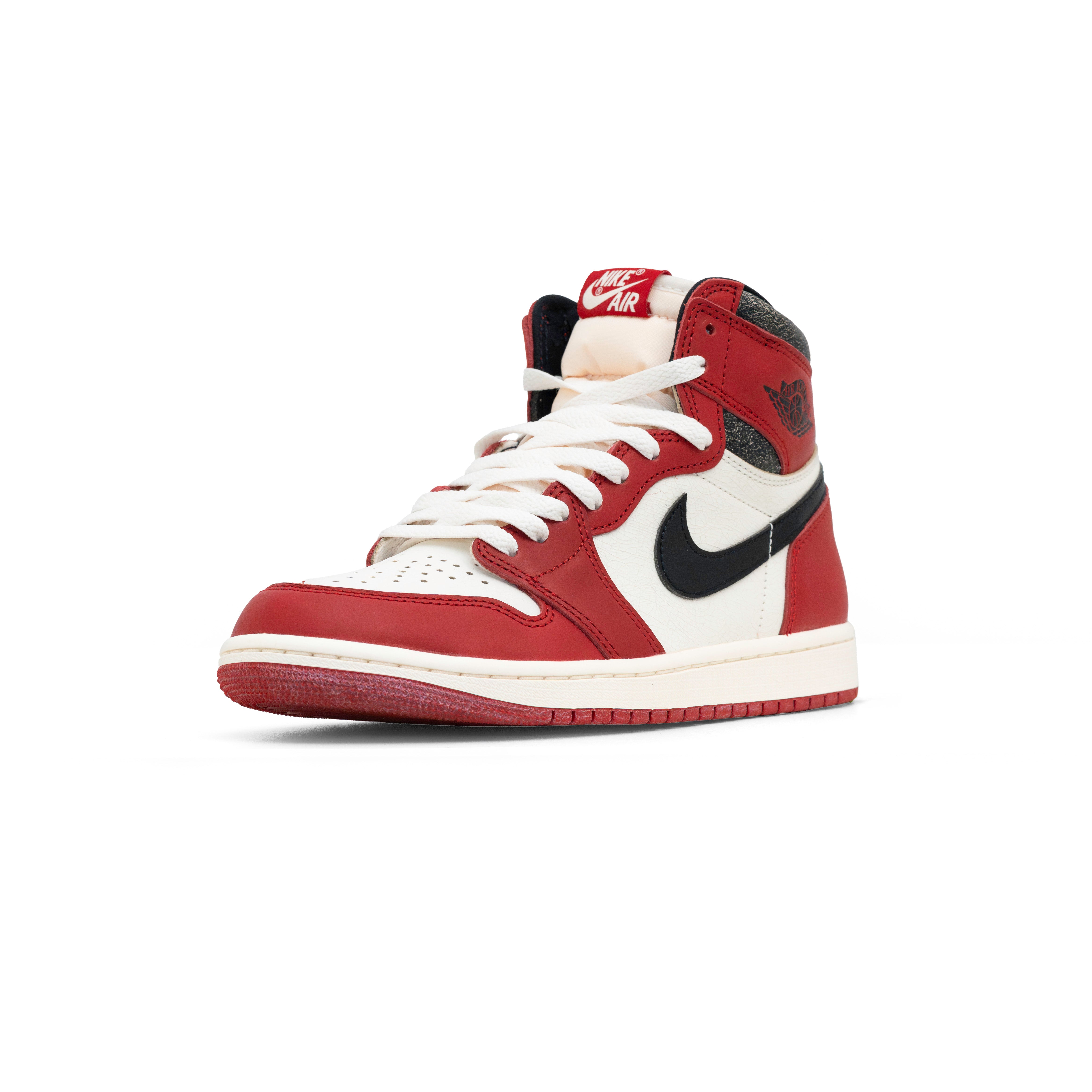 Air Jordan 1 High OG Chicago Lost and Found